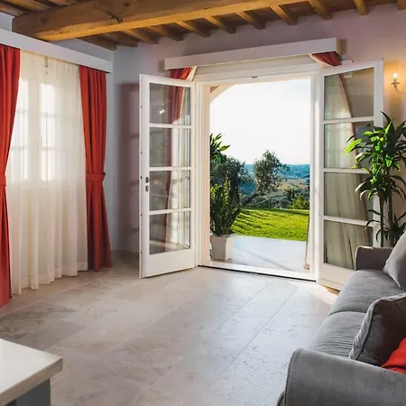Relais Dei Molini Bed & Breakfast 2*